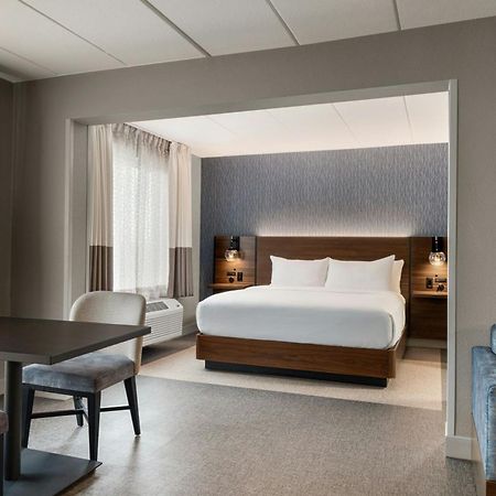Four Points By Sheraton Columbus-Polaris Exterior foto