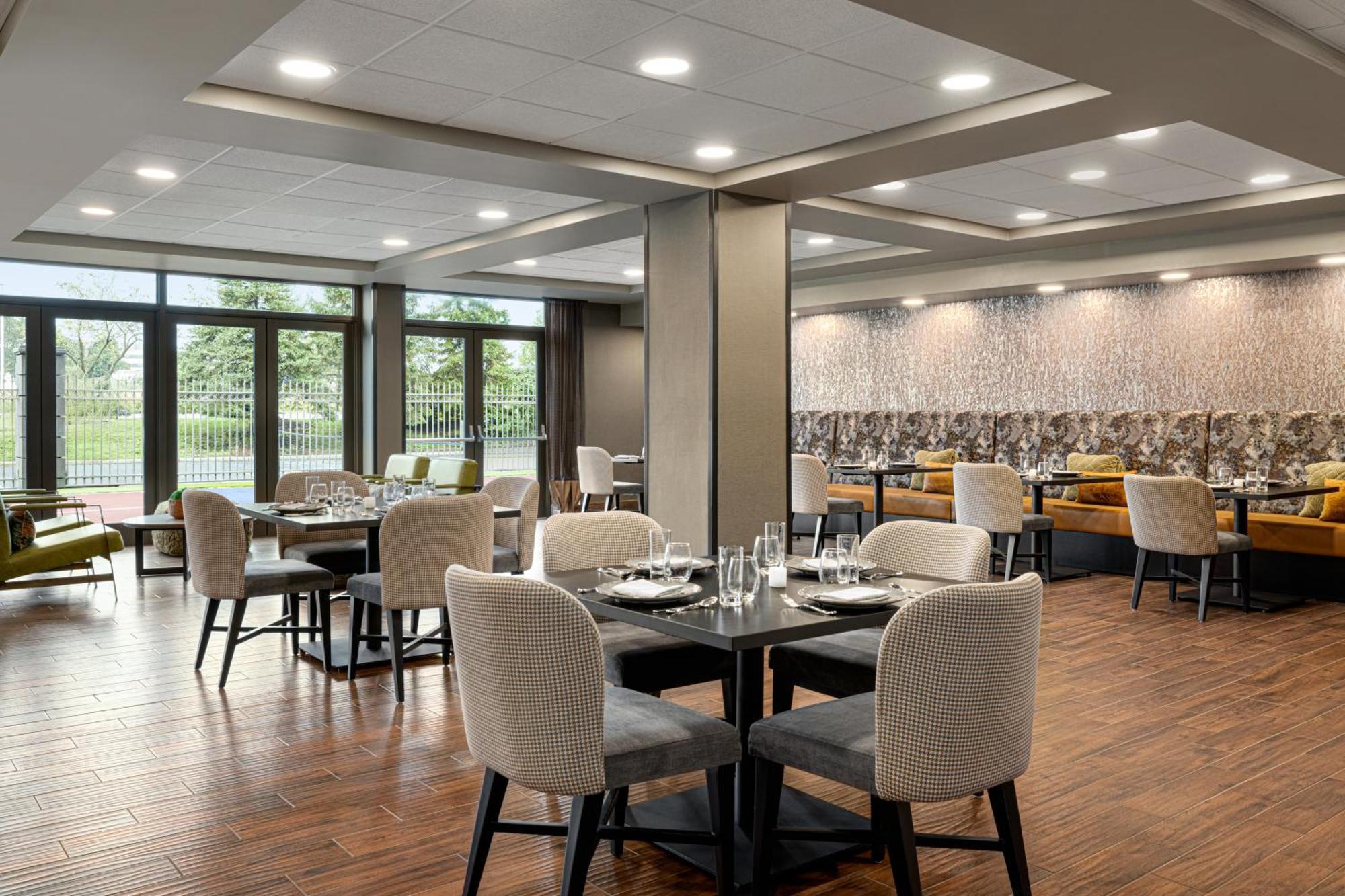 Four Points By Sheraton Columbus-Polaris Exterior foto