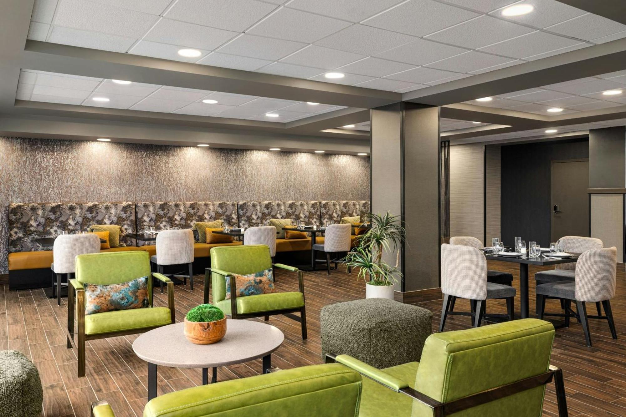 Four Points By Sheraton Columbus-Polaris Exterior foto